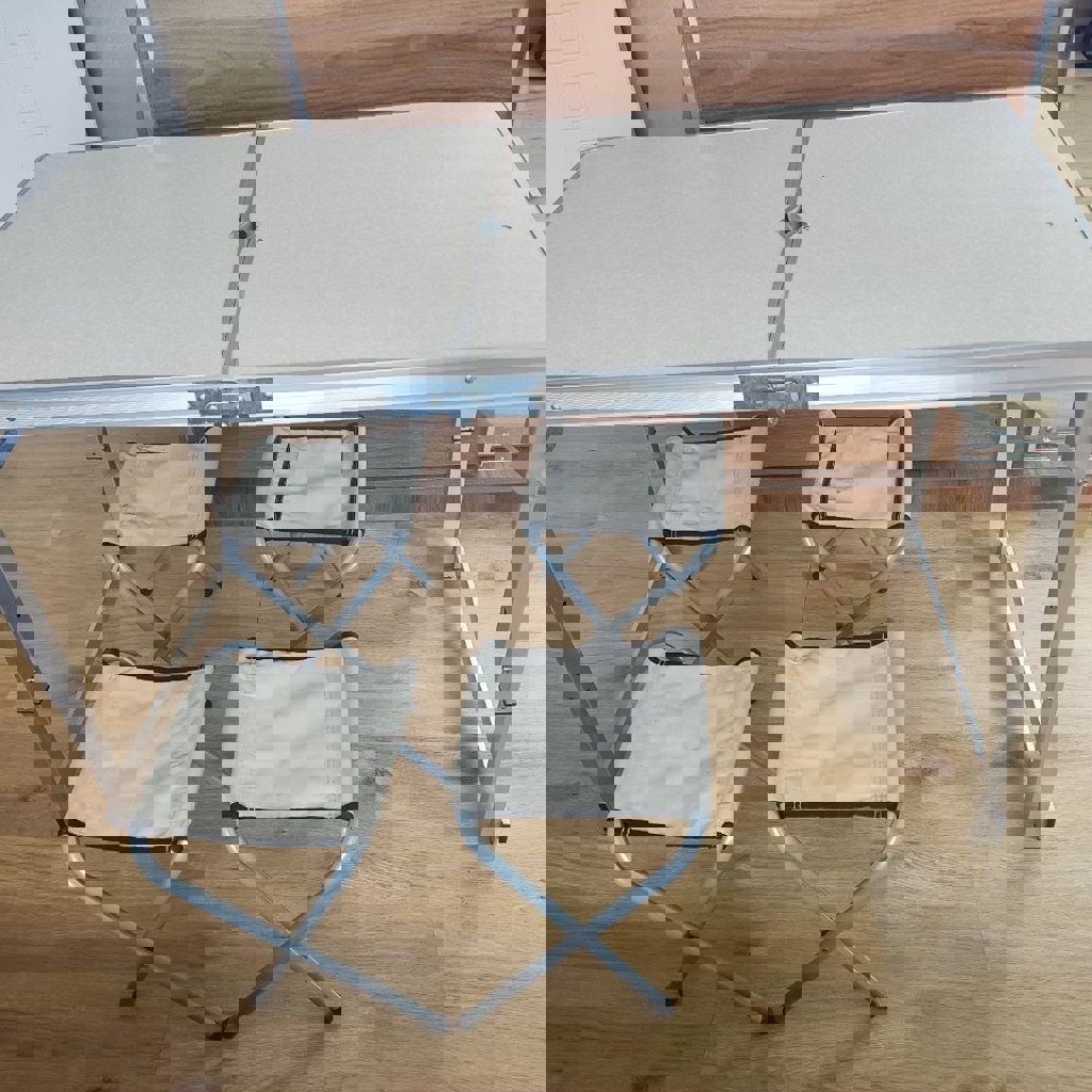 Складной стол для кемпинга