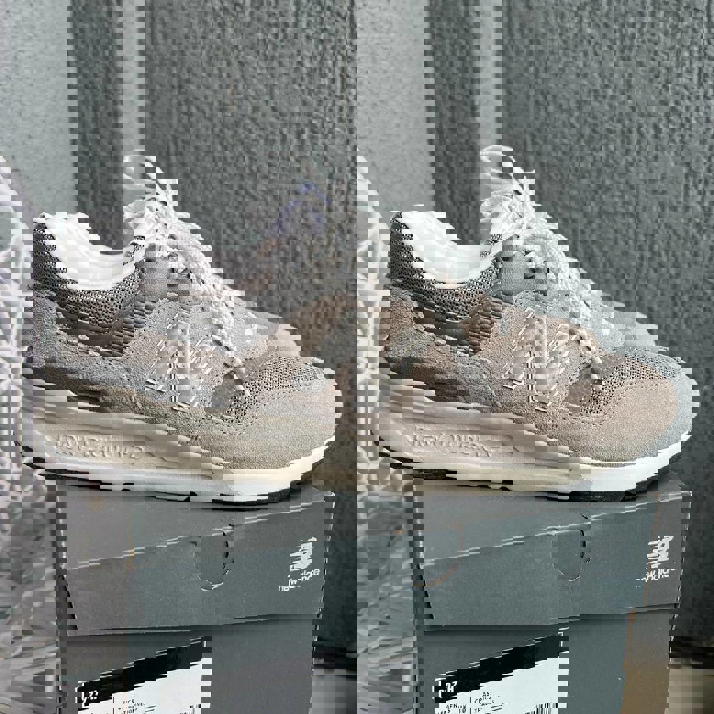 Кроссовки New Balance 997H