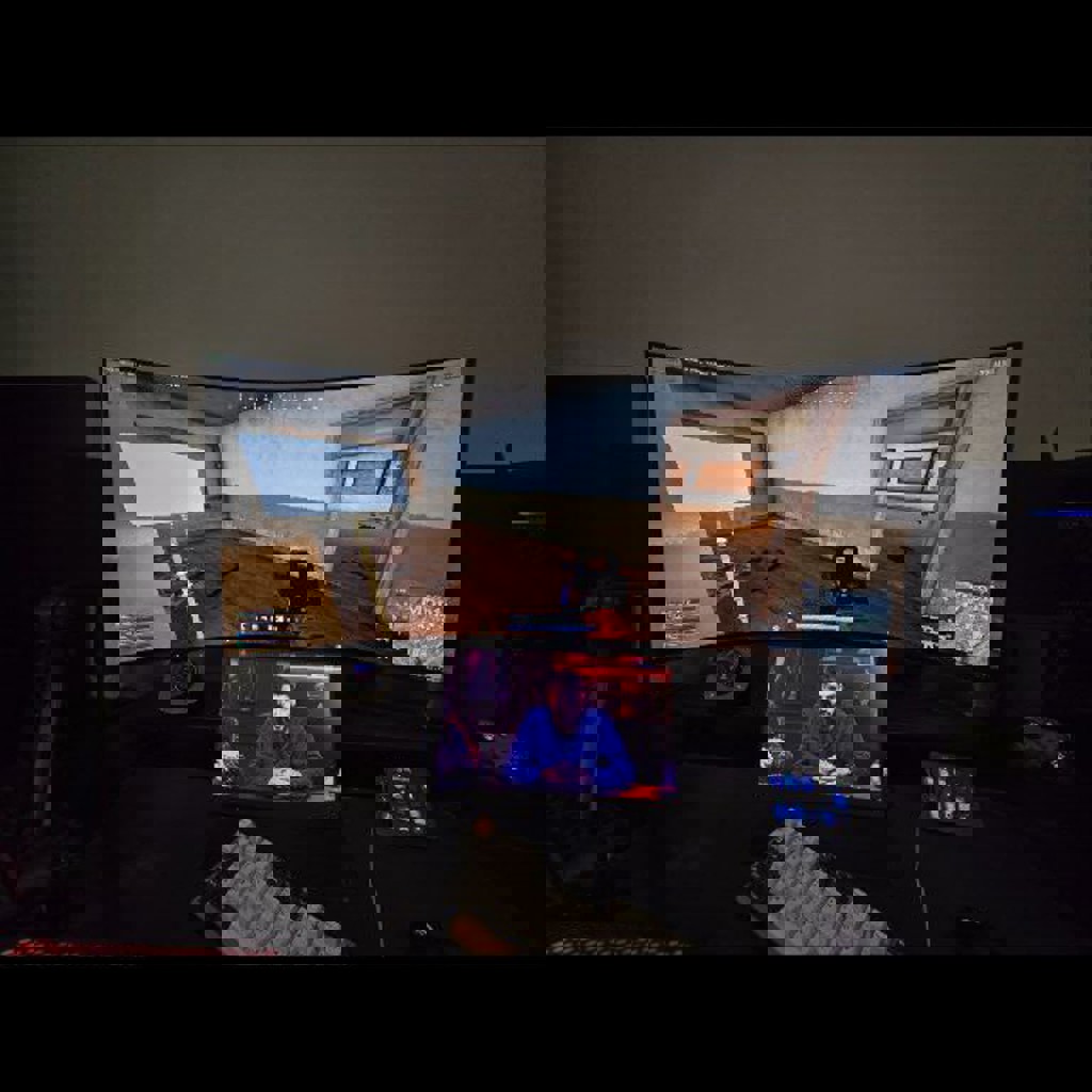 Игровой и рабочий монитор