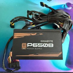 Блок питания Gigabyte P650B - фото 3