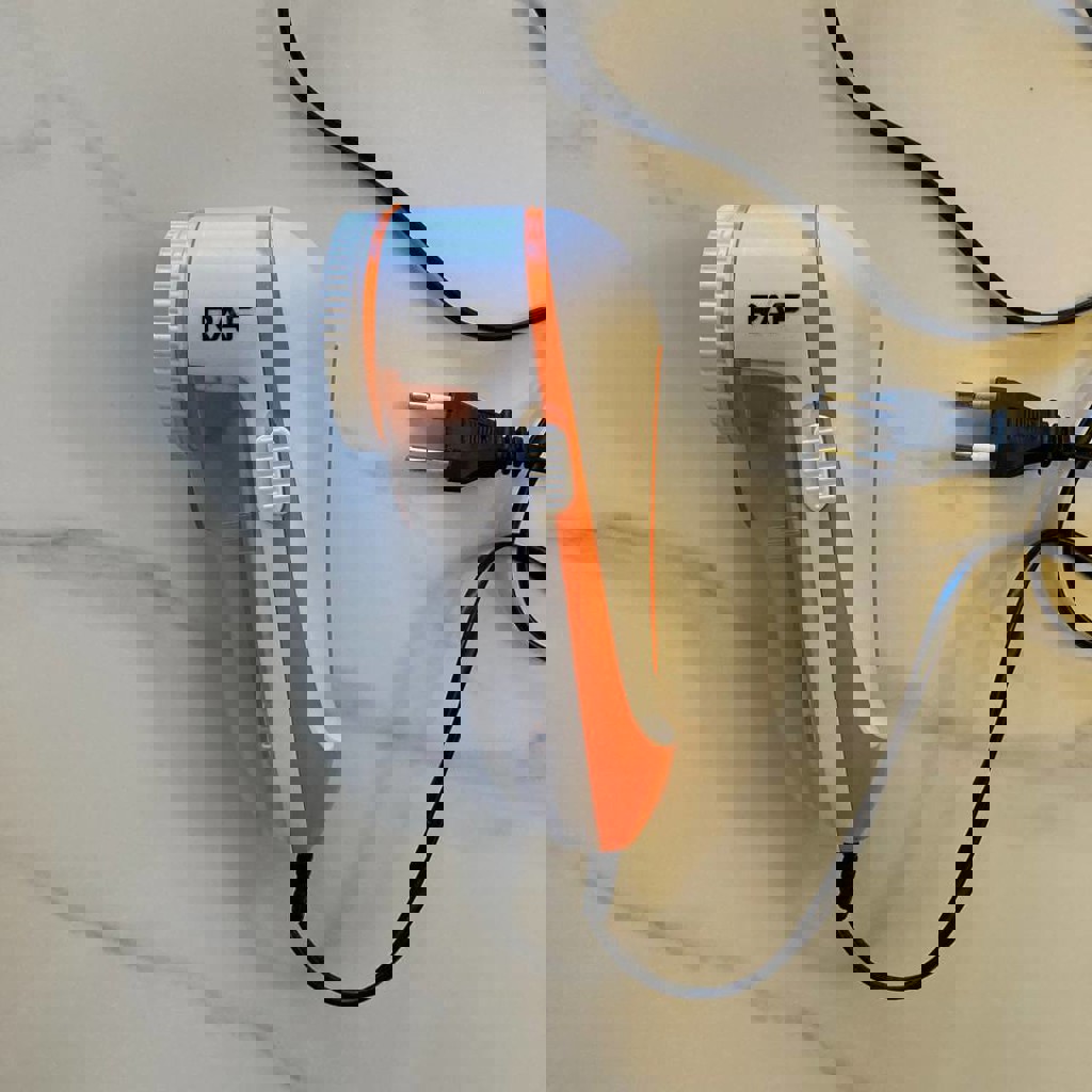 Машинка убирает катышки