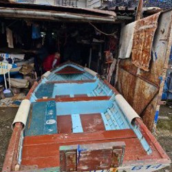 Деревянная лодка - фото 3