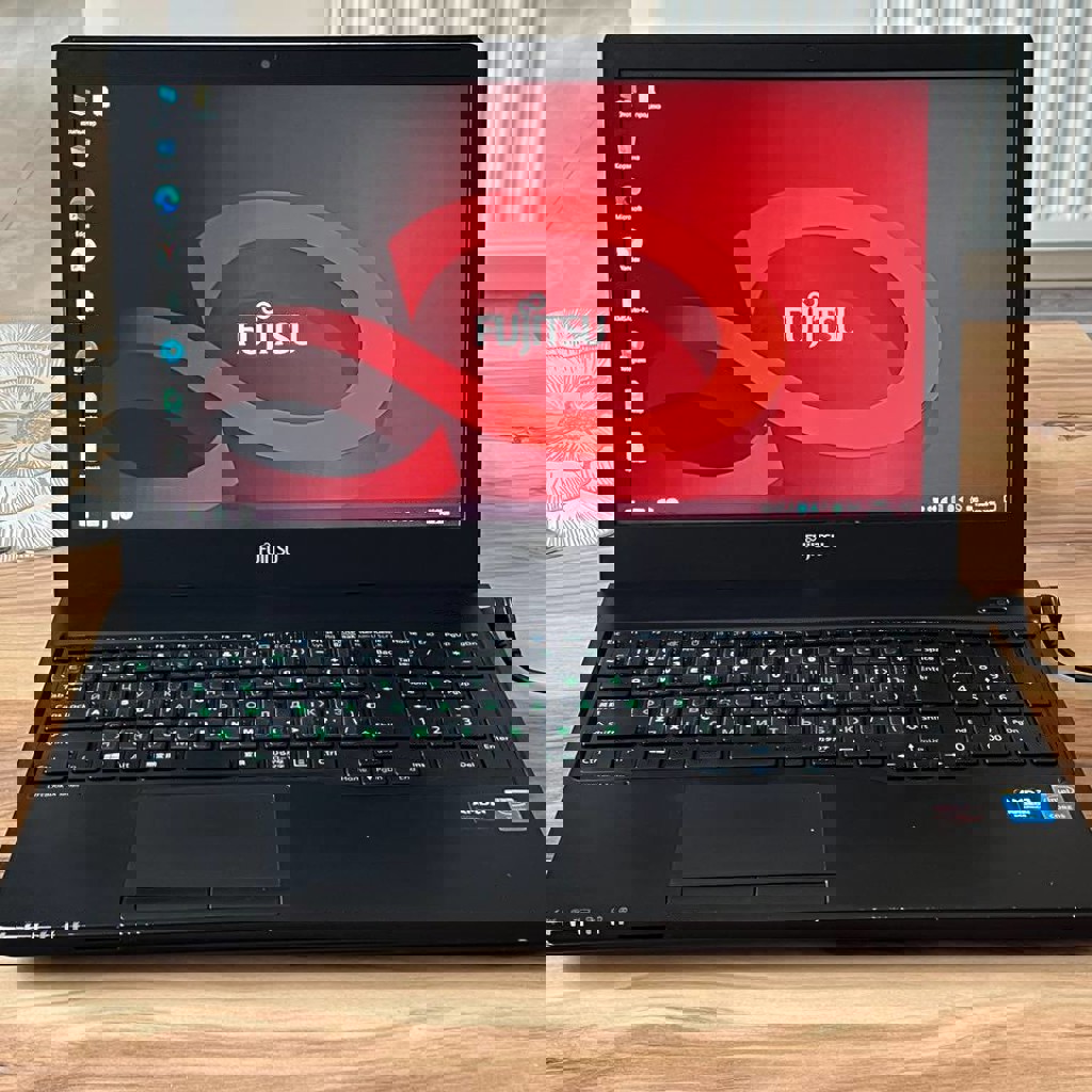 Ноутбук Fujitsu LIFEBOOK A555/G