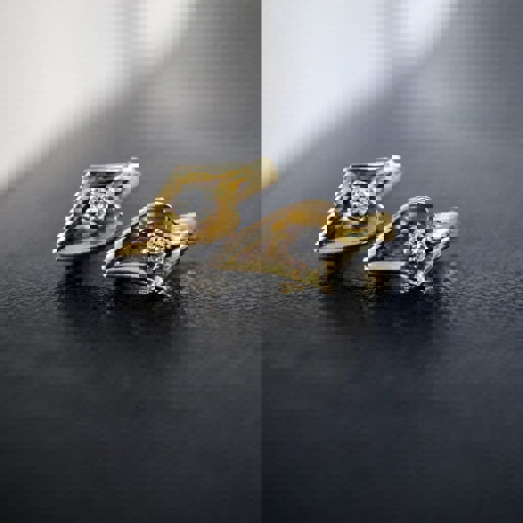 Золотые серьги с бриллиантами