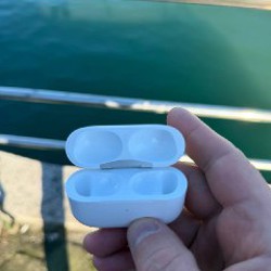 Кейс для AirPods Pro 2 MegaSafe - фото 3