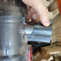 Беспроводной вертикальный пылесос Hyundai VC-H7 - фото 2