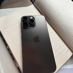 Apple iPhone 15 Pro Max - фото 2