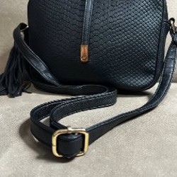 С имитацией змеиной кожи - фото 6