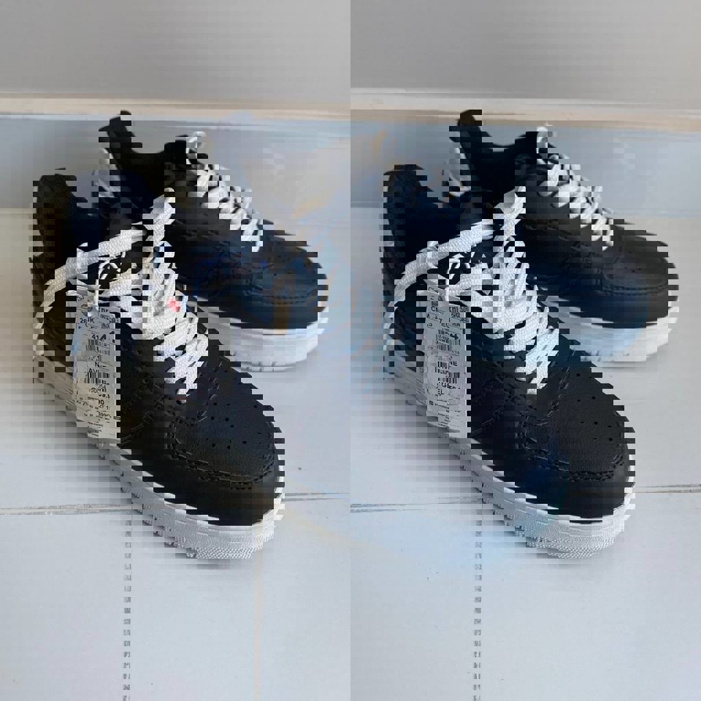 Кроссовки CROUPP