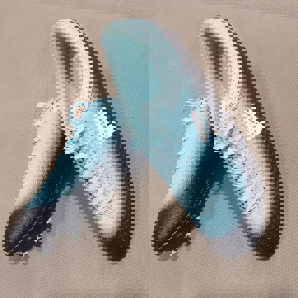 Футбольные бутсы Fila