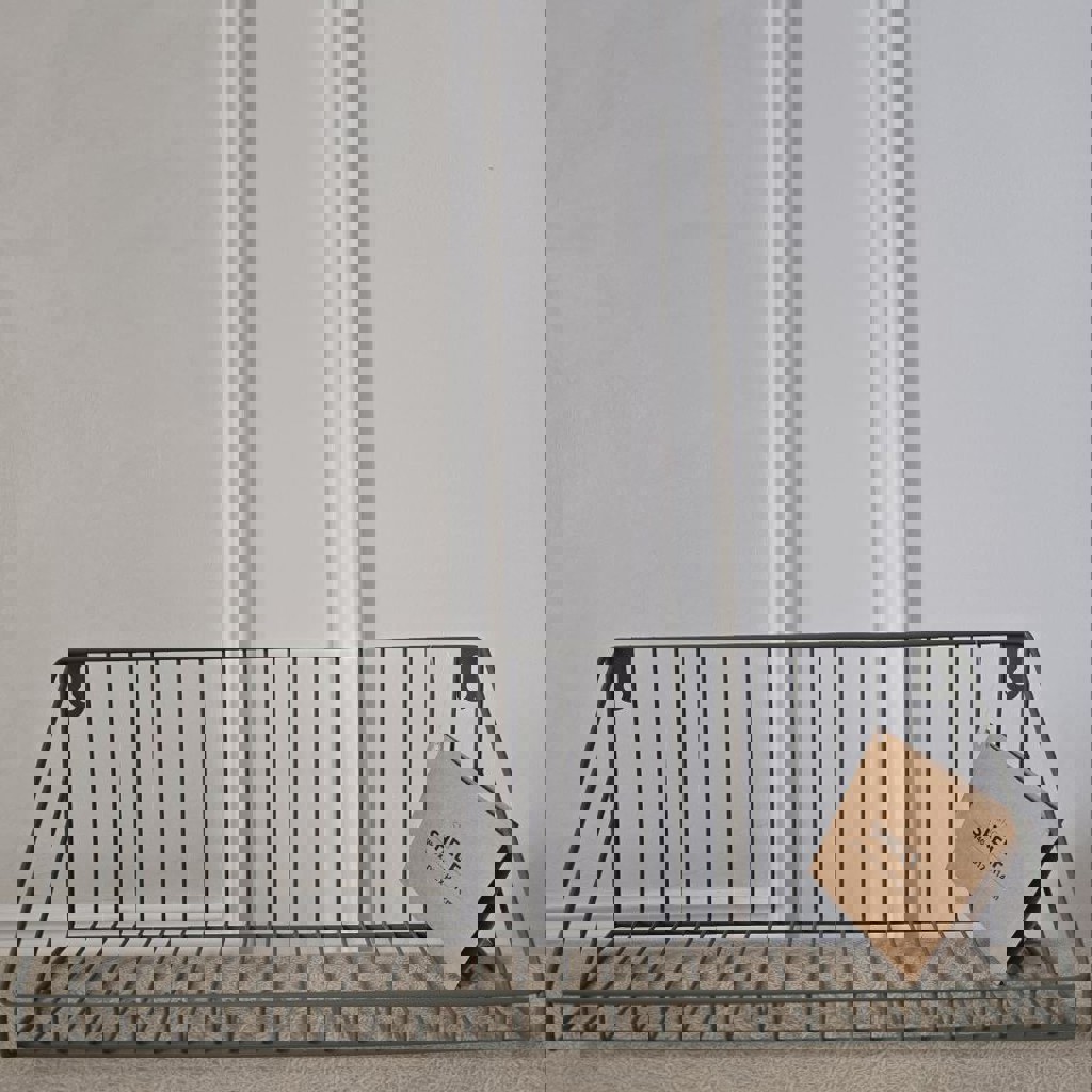 Металлическая полка