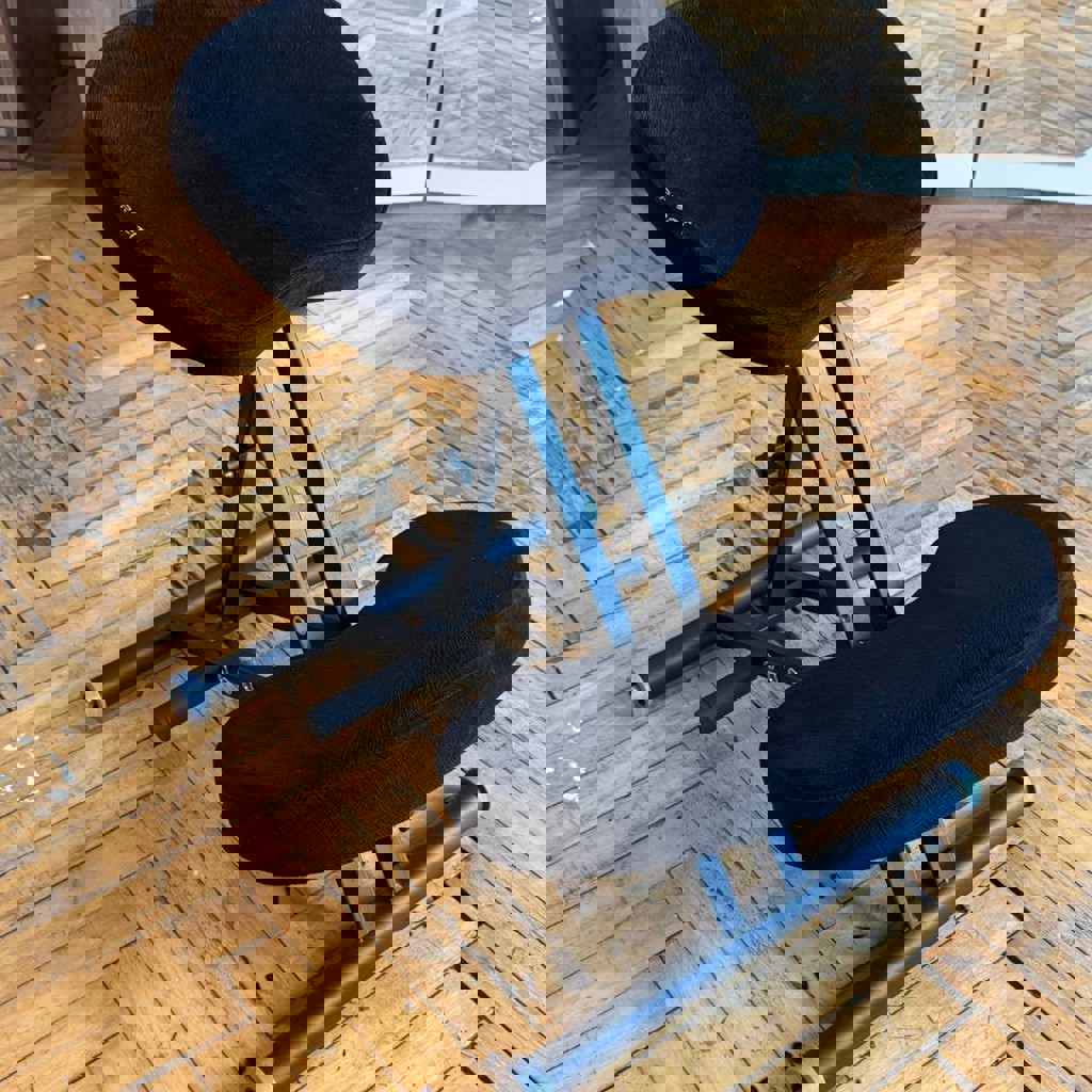 Коленный стул