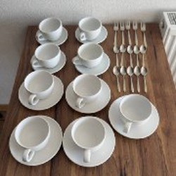 Набор керамических кружек с блюдцами - фото 4