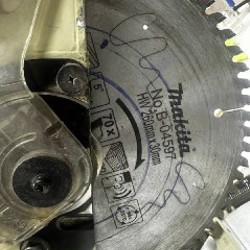 Торцовочная пила - фото 5