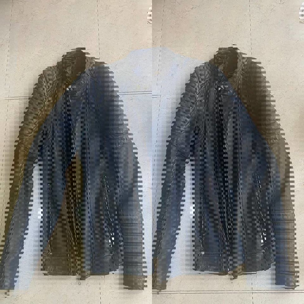 Куртка из натуральной кожи