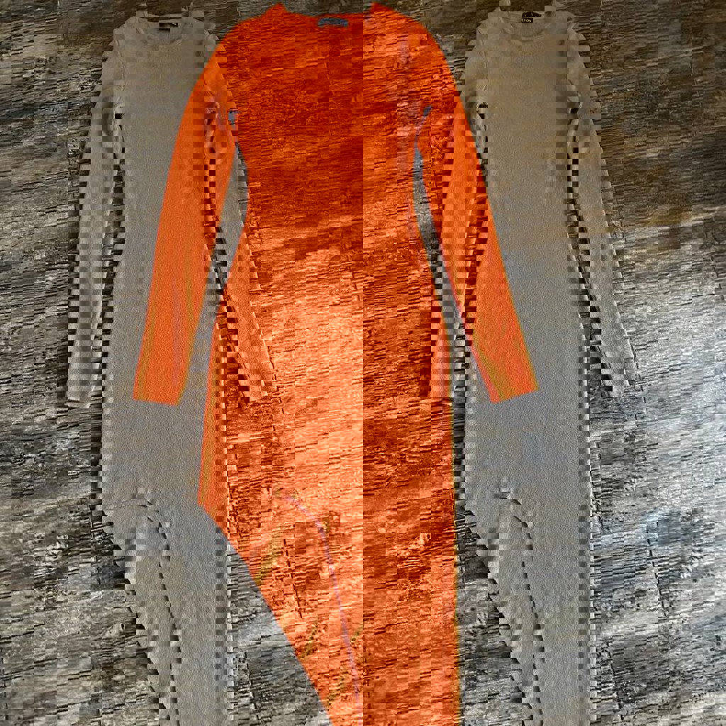 Оранжевое платье