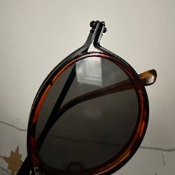 Солнечные очки с чехлом - фото 3