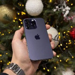 IPhone 15 Pro - фото 1