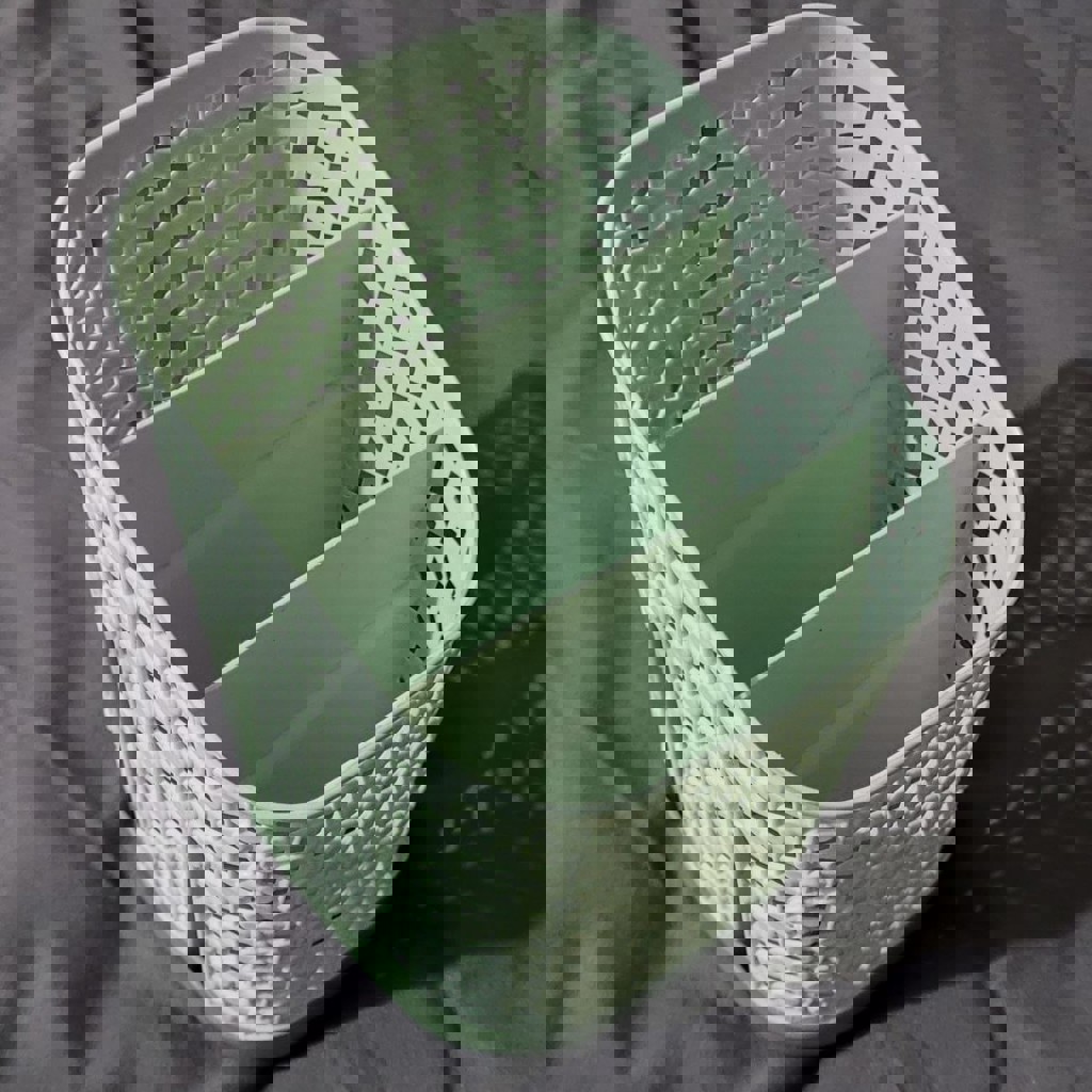 Рюкзак кожаный с вышивкой