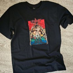 Футболка 'Очень странные дела' - фото 1