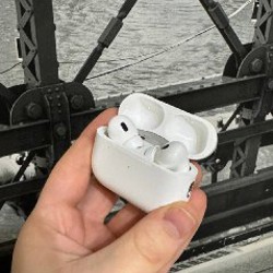 Apple AirPods Pro 2 - фото 4