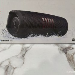 JBL CHARGE 5 BLACK - фото 2