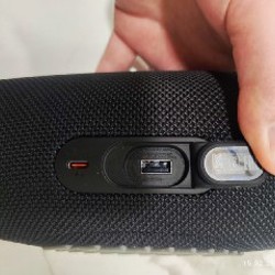 JBL CHARGE 5 BLACK - фото 3