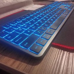 Беспроводная Bluetooth-клавиатура - фото 2