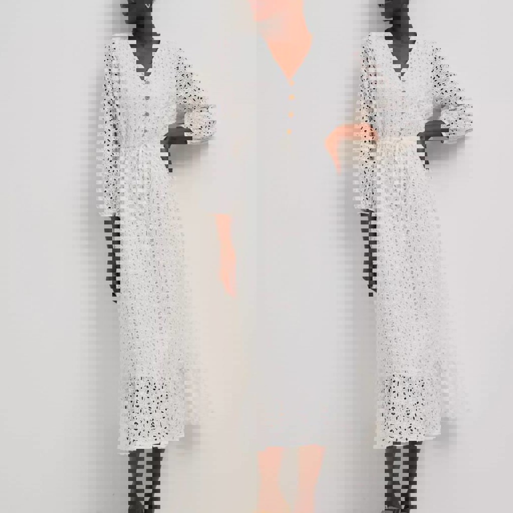 Белое кружевное платье макси