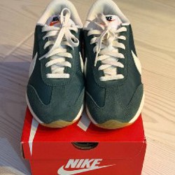 Женские кроссовки Nike Pacific - фото 2