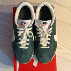 Женские кроссовки Nike Pacific - фото 3