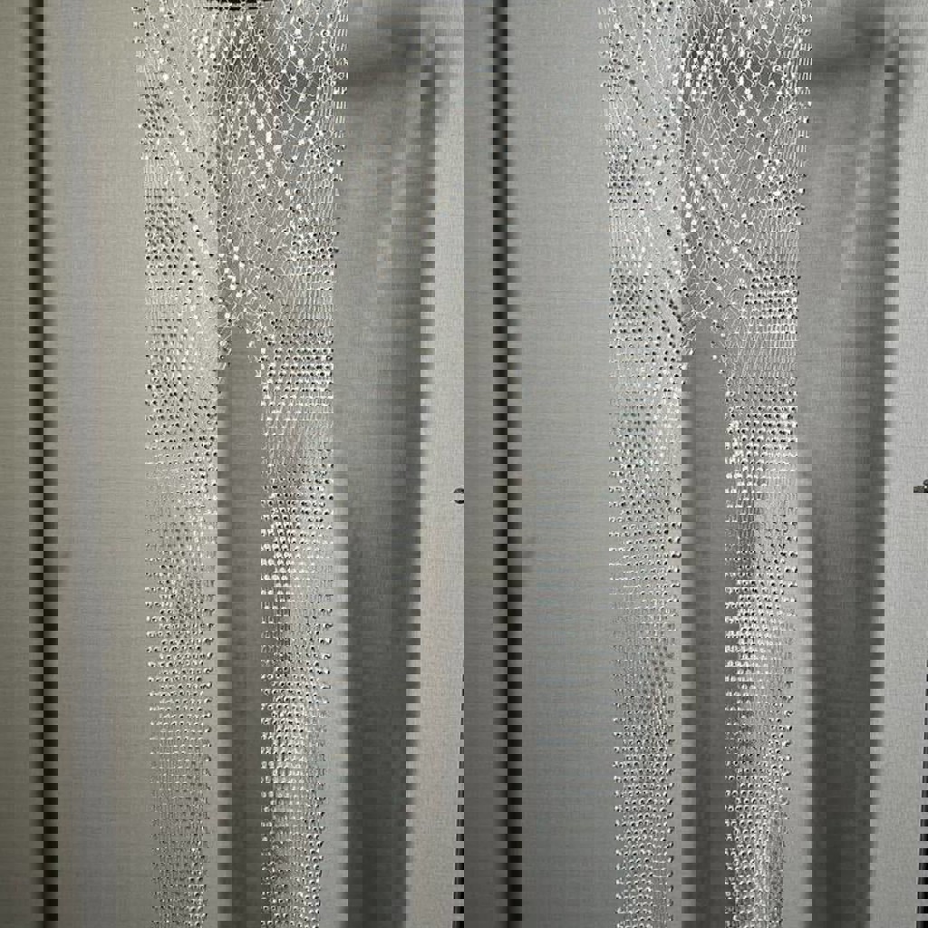 Акцентные брюки из сетки с кристаллами