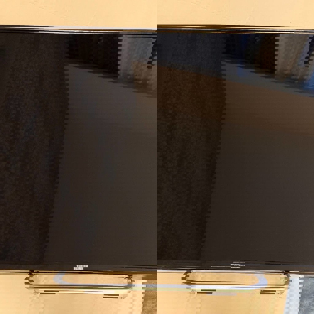 Smart телевизор Telefunken 43'