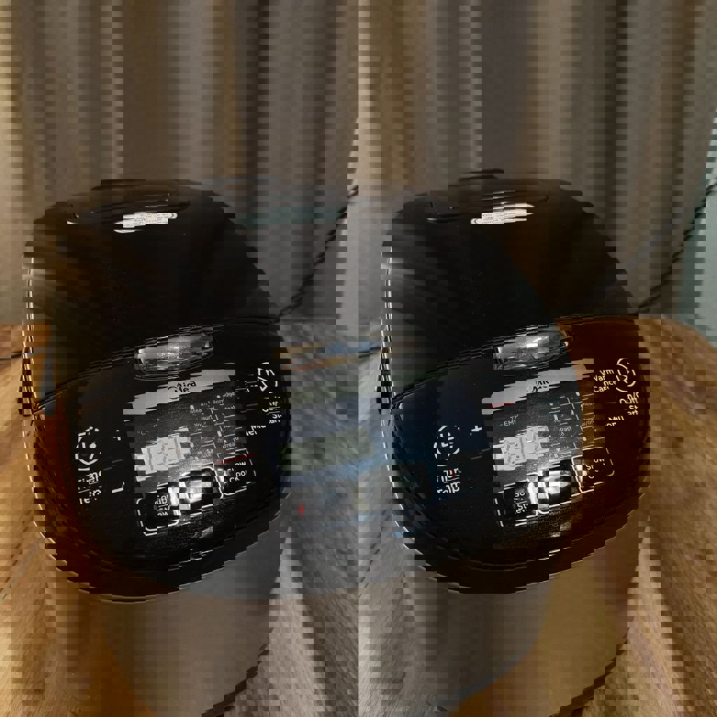 Мультиварка Midea MB-FS 5077