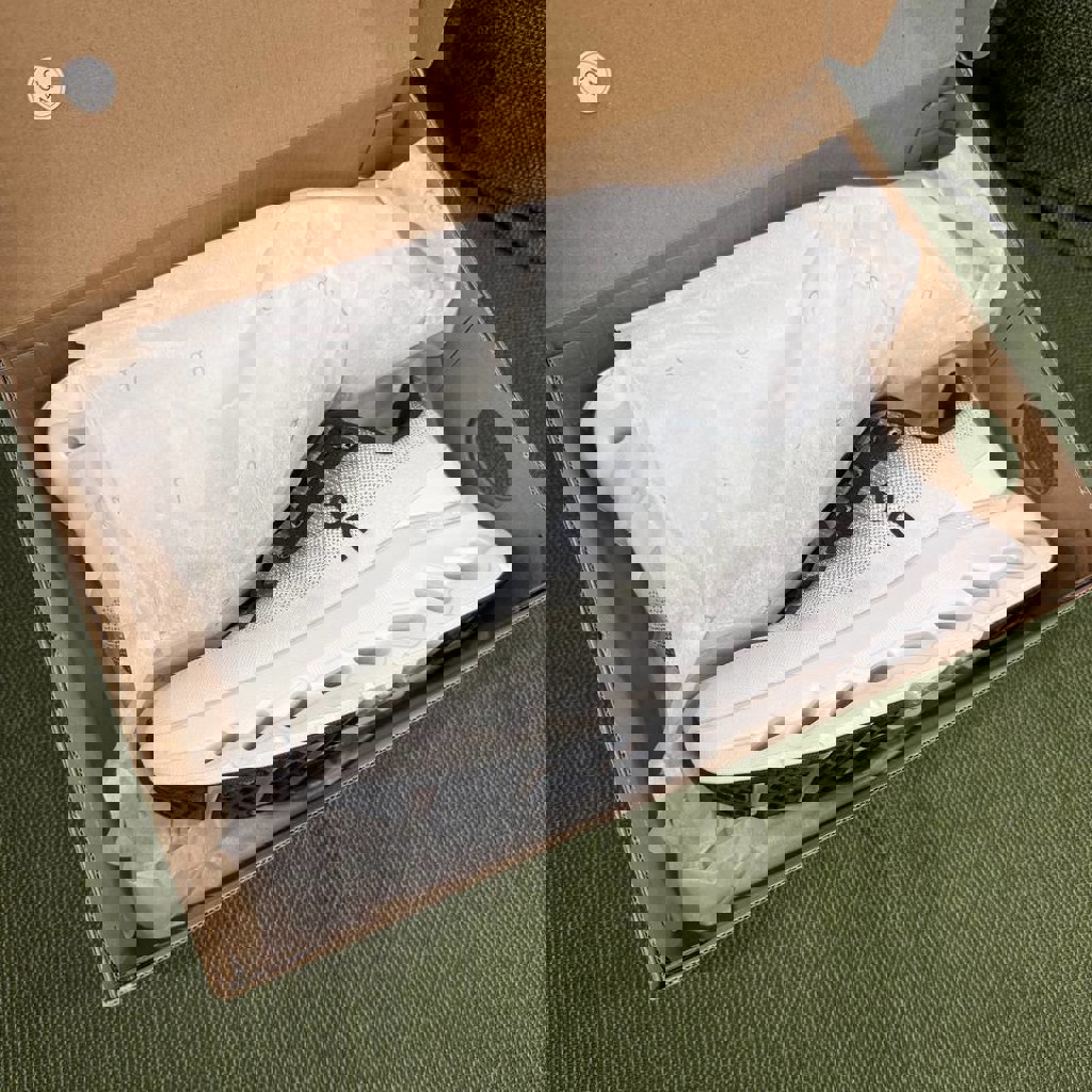 Кроссовки On