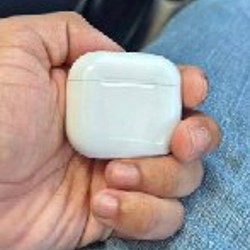 Airpods 4 поколения - фото 1