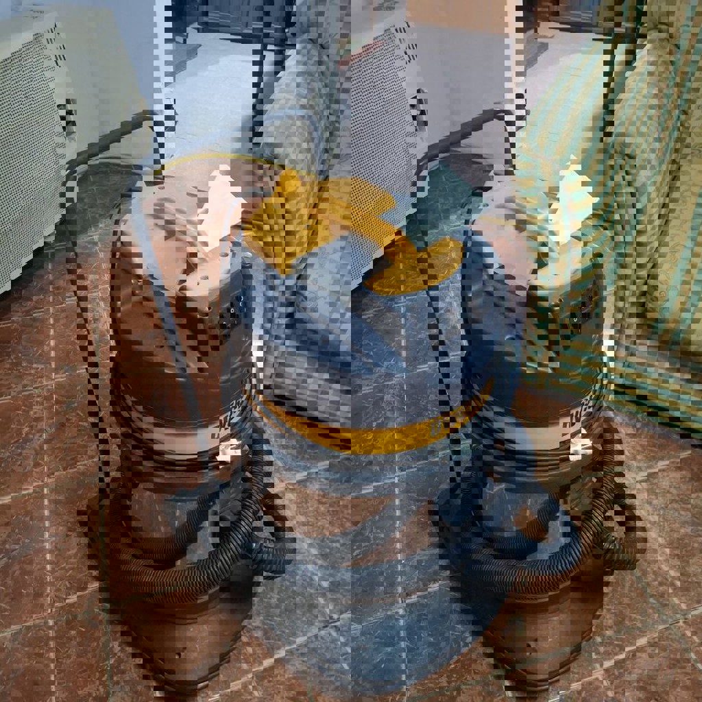 Промышленный пылесос