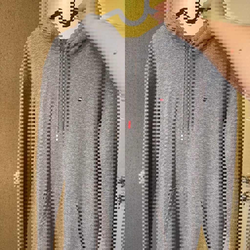 Одежда Tommy Hilfiger