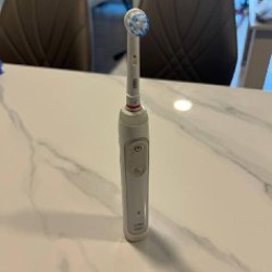 Зубная щетка Oral-B Braun Genius X Limited Edition - фото 2