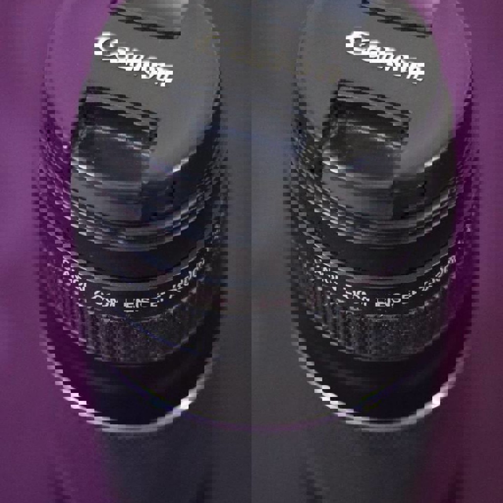 Объектив Canon EF 75-300