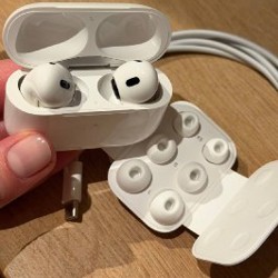 AirPods Pro 2 - фото 2