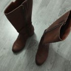 Длинные женские сапоги - фото 2