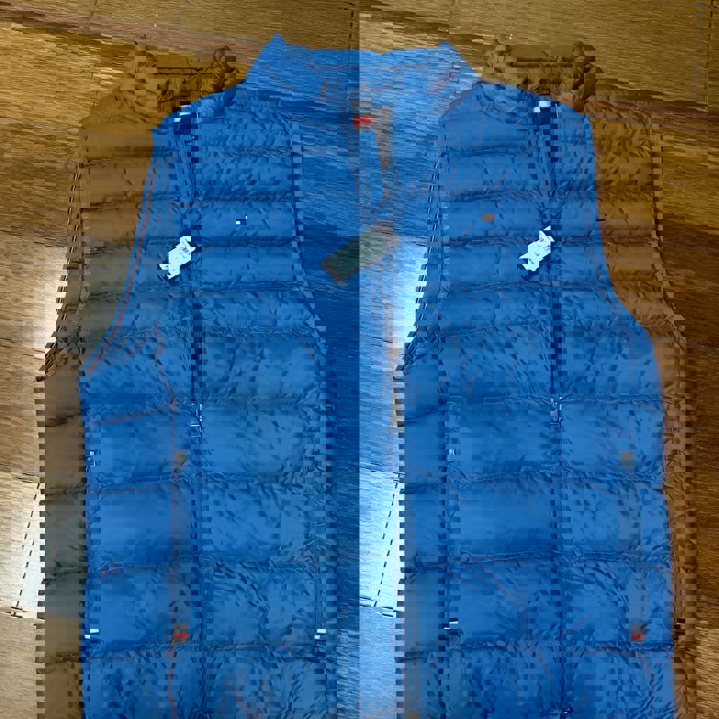 Жилетка демисезонная