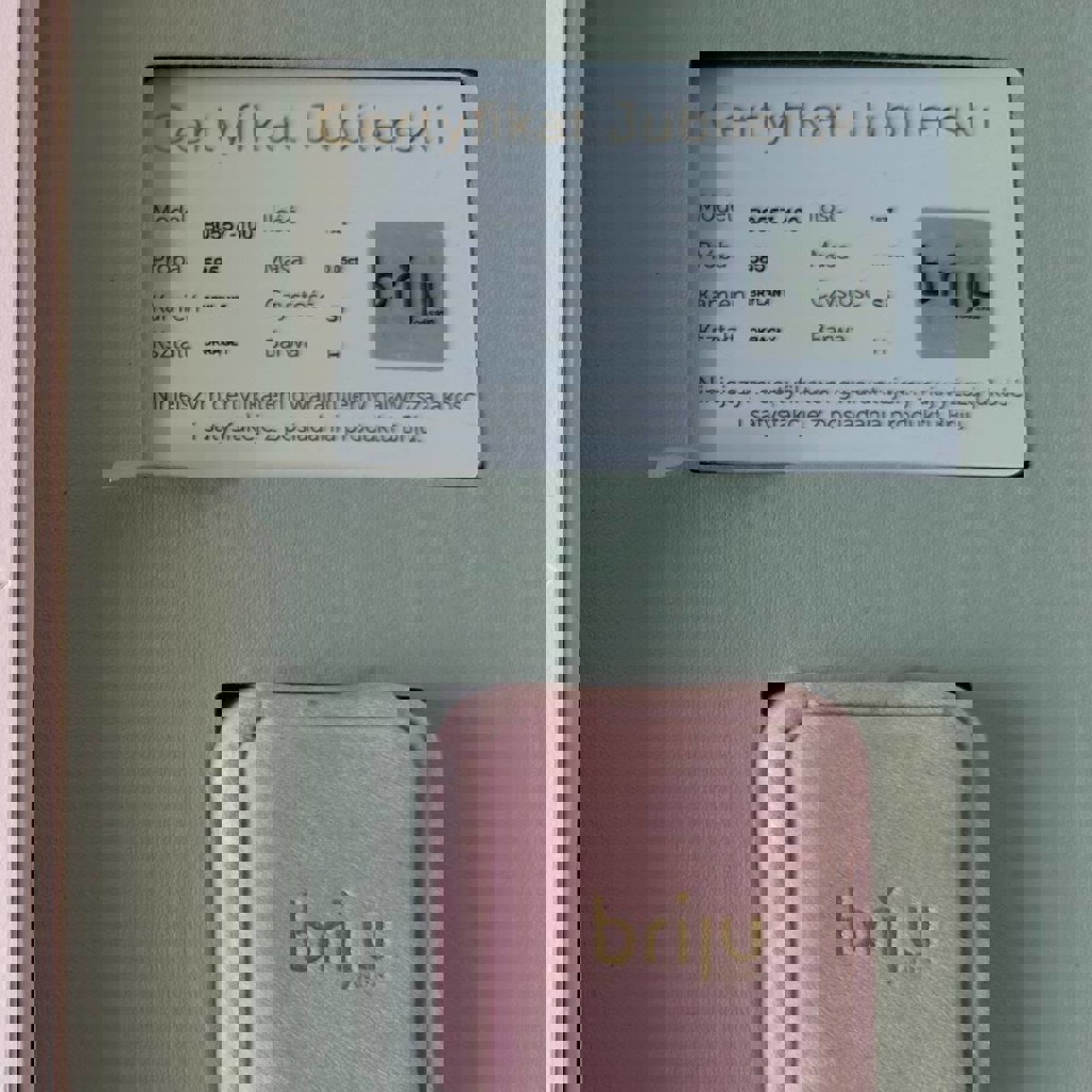 Кольцо из белого золота с бриллиантом