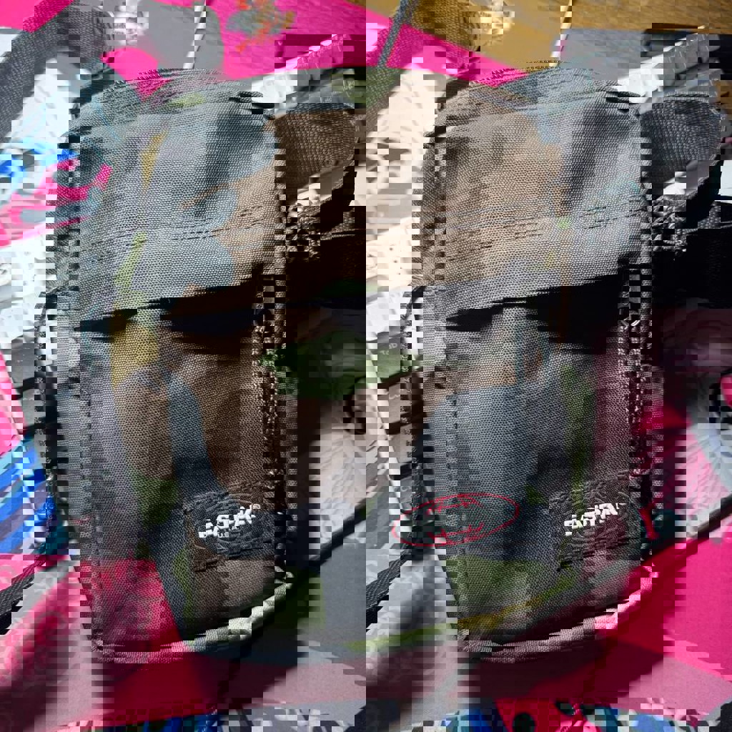 Барсетка Eastpak