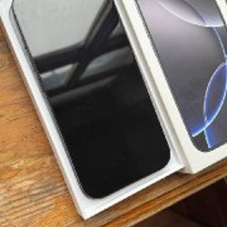 IPhone 16 Pro - фото 2