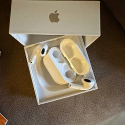 AirPods 4 - фото 2