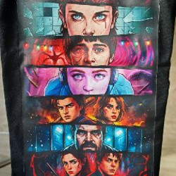 Футболка 'Очень странные дела' - фото 3