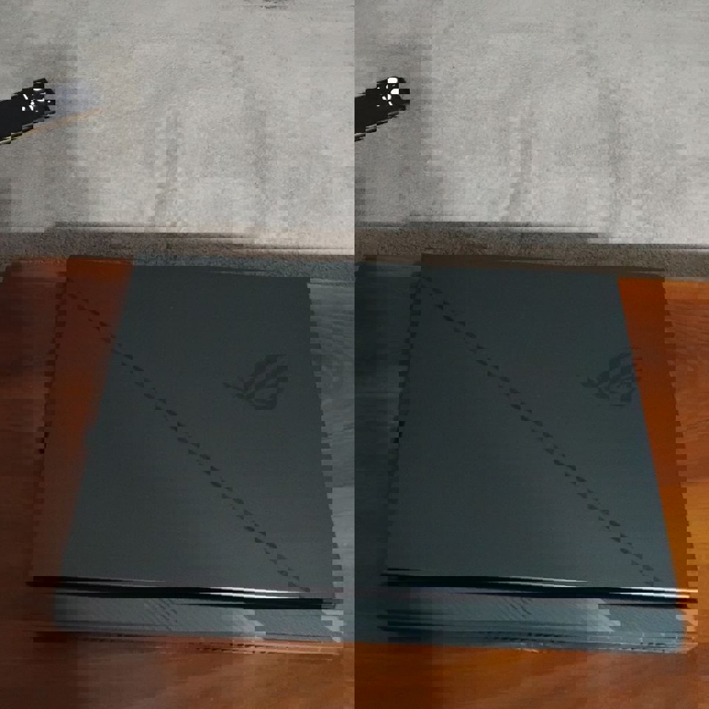 Ноутбук ASUS ROG Strix G18