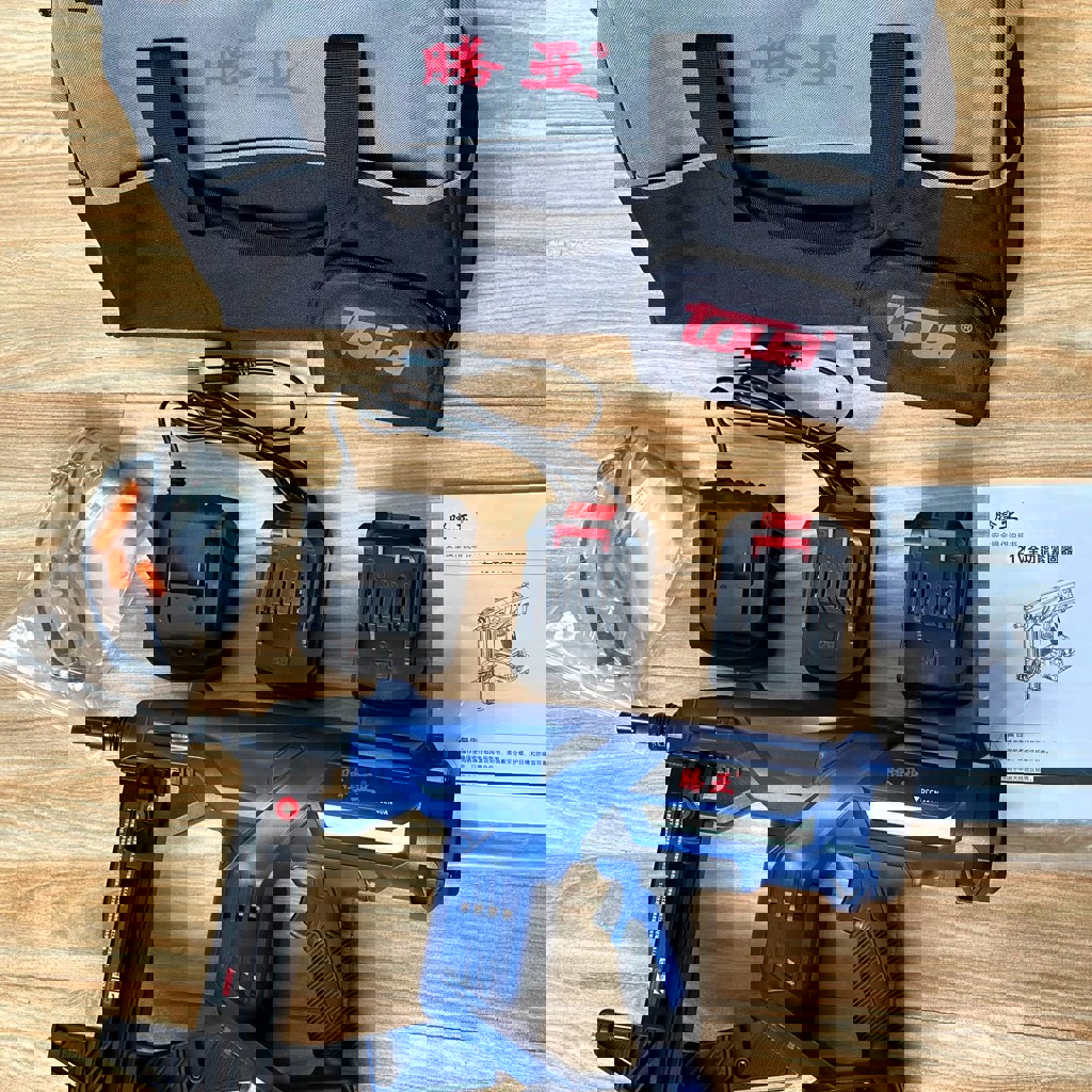 Электрический гвоздезабивной пистолет TOUA DCCN 40A